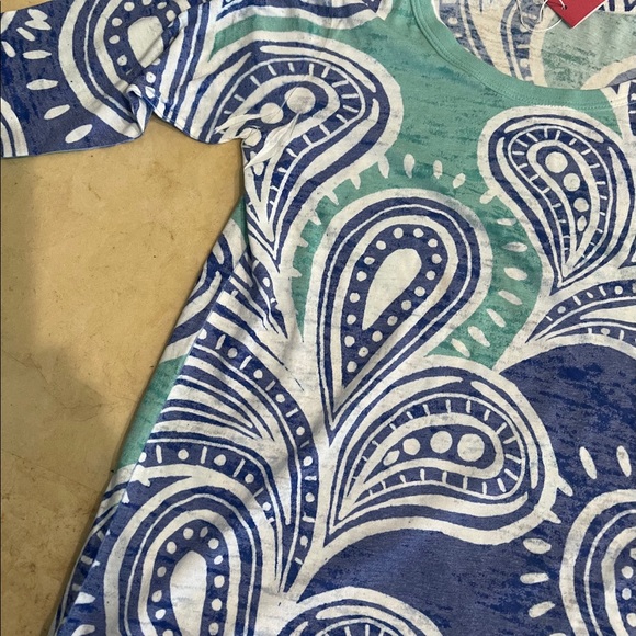 WHIMSY ROSE TEE - Picture 10 of 12